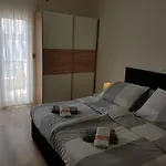 Marina Apartament *