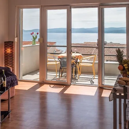 Marina Apartment *