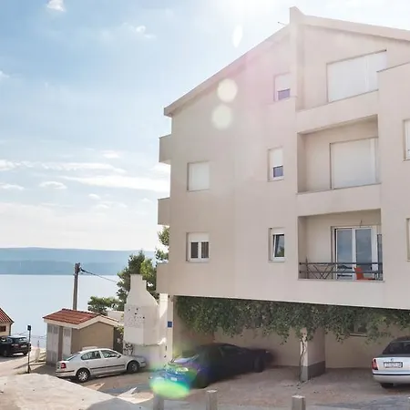 Apartment Marina *
