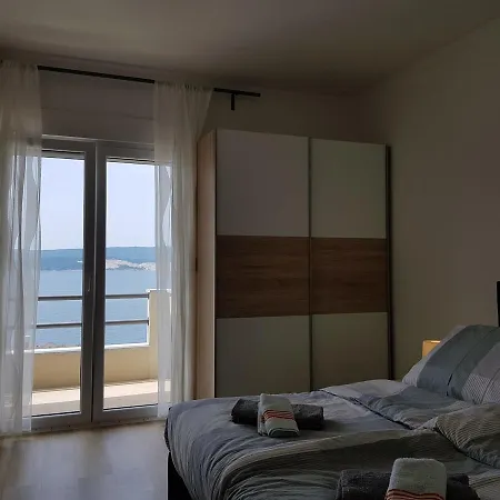 Apartment Marina Omis